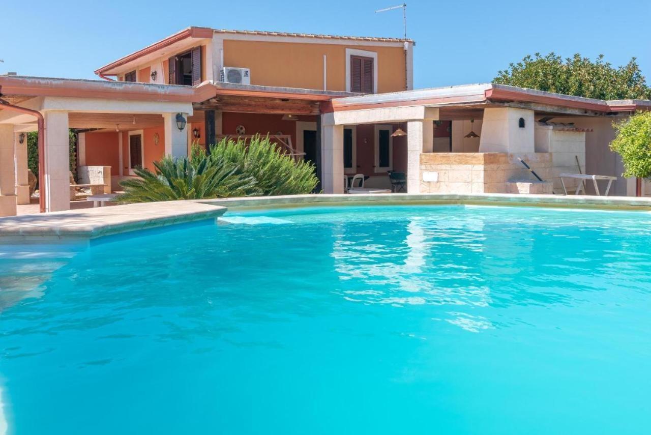 Villa Con Piscina Al Mare Ognina Exterior photo