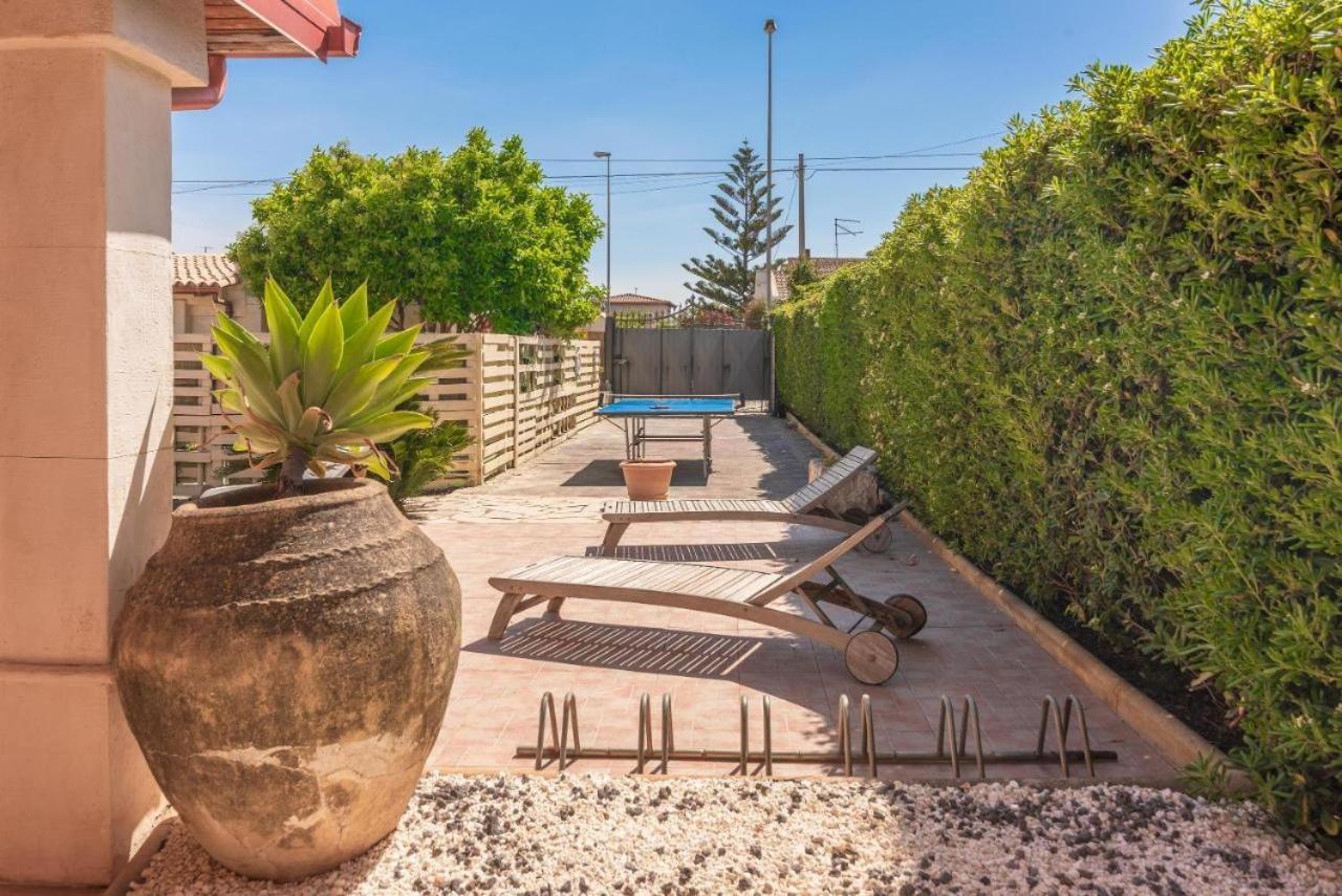 Villa Con Piscina Al Mare Ognina Exterior photo