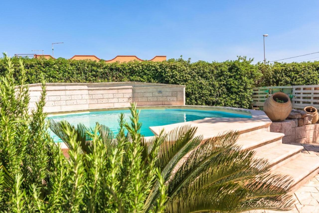 Villa Con Piscina Al Mare Ognina Exterior photo