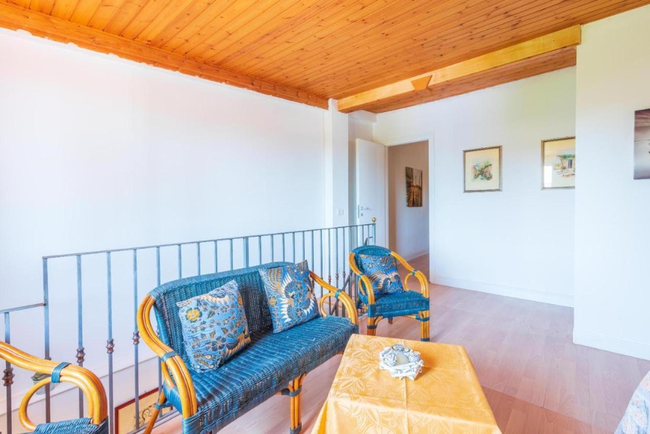 Villa Con Piscina Al Mare Ognina Exterior photo