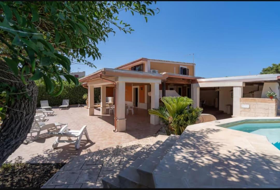 Villa Con Piscina Al Mare Ognina Exterior photo