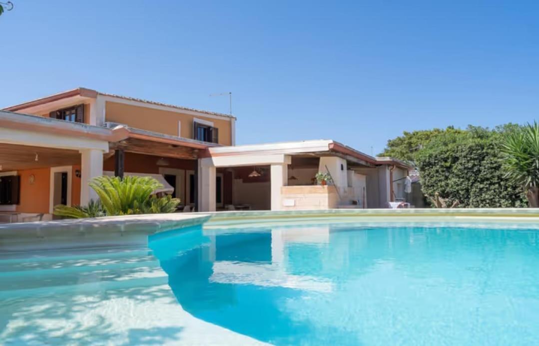 Villa Con Piscina Al Mare Ognina Exterior photo